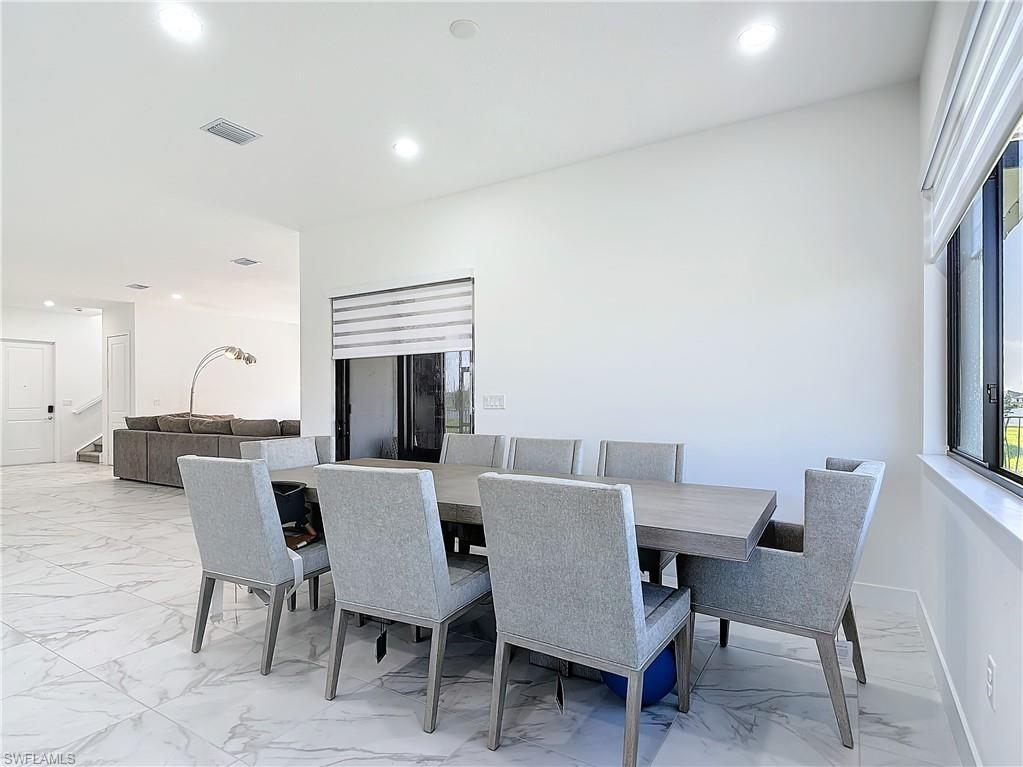 MAPLE RIDGE - Residential