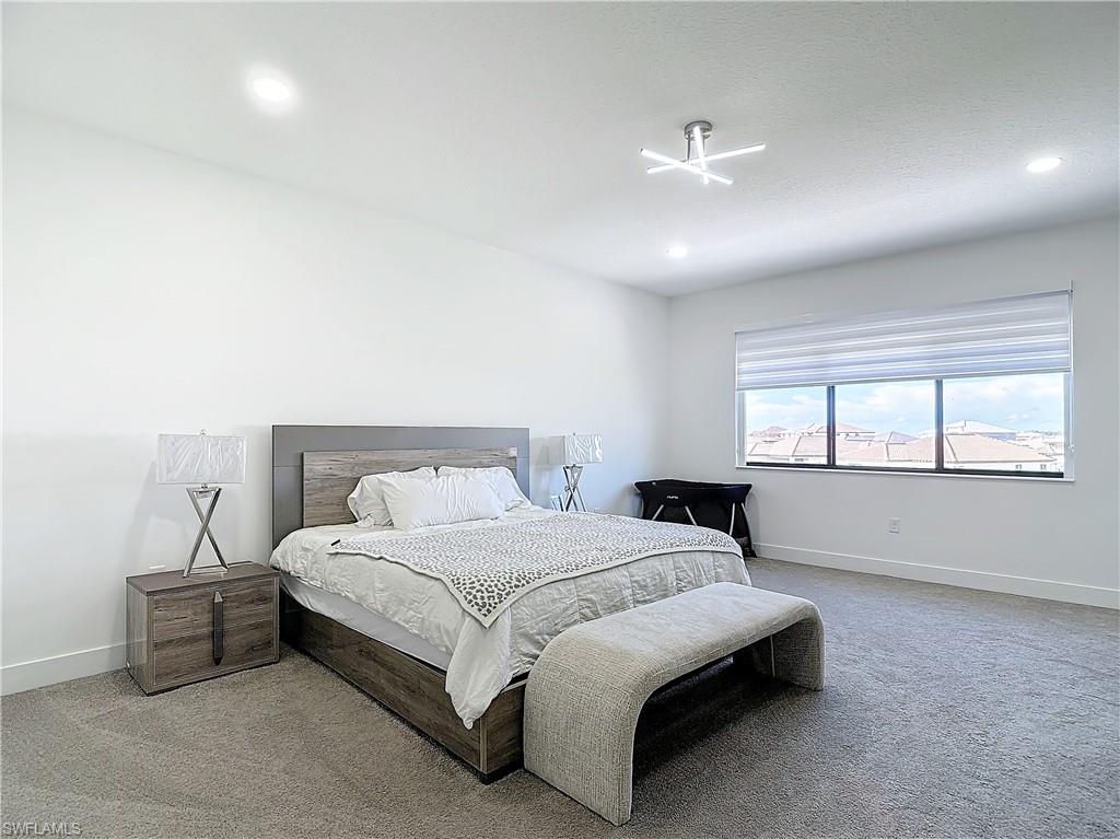 MAPLE RIDGE - Residential