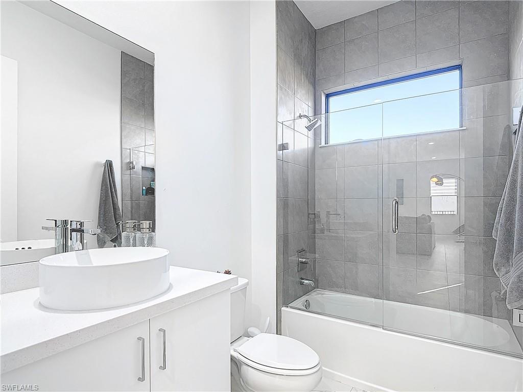 MAPLE RIDGE - Residential