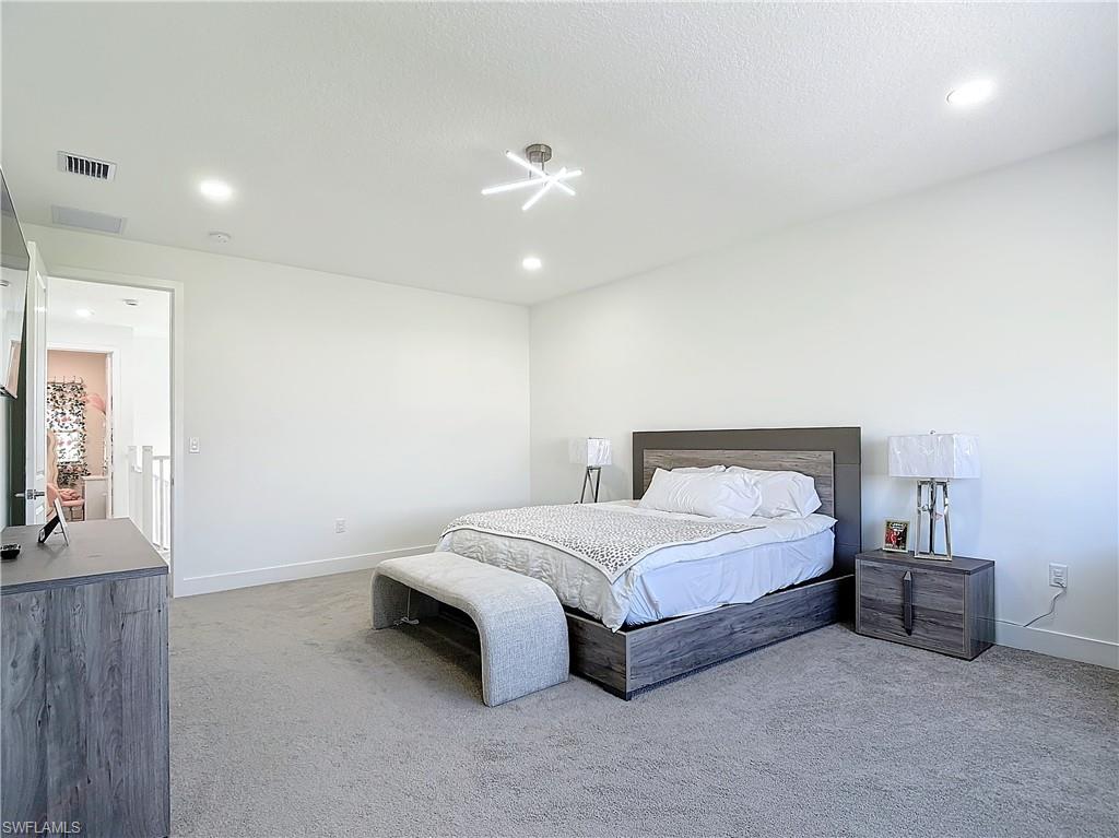 MAPLE RIDGE - Residential