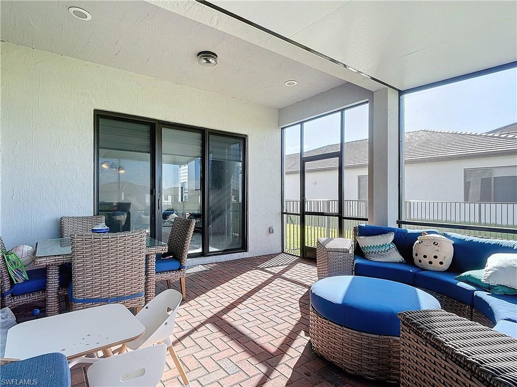 MAPLE RIDGE - Residential