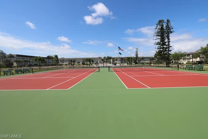 GULF WINDS EAST - Residential