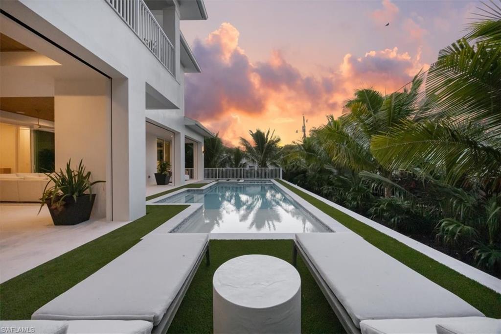 OLDE NAPLES - Residential