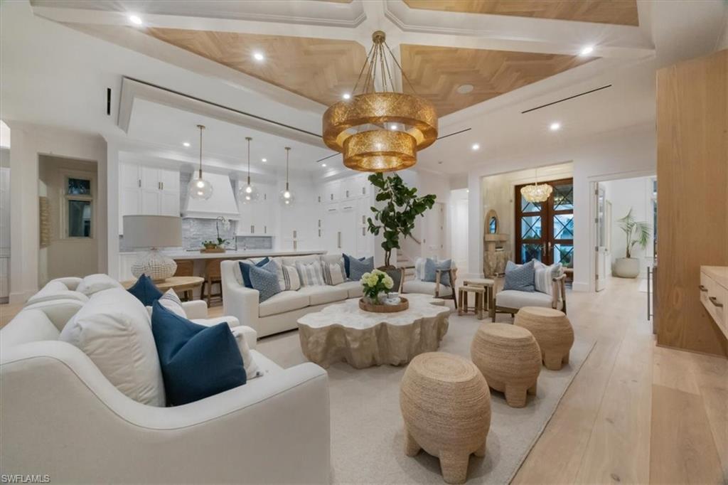 OLDE NAPLES - Residential