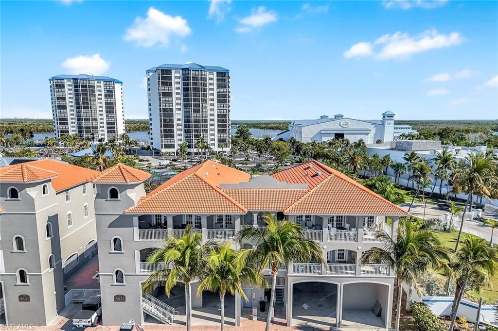 WHITECAPS SOUTH CONDO - Residential