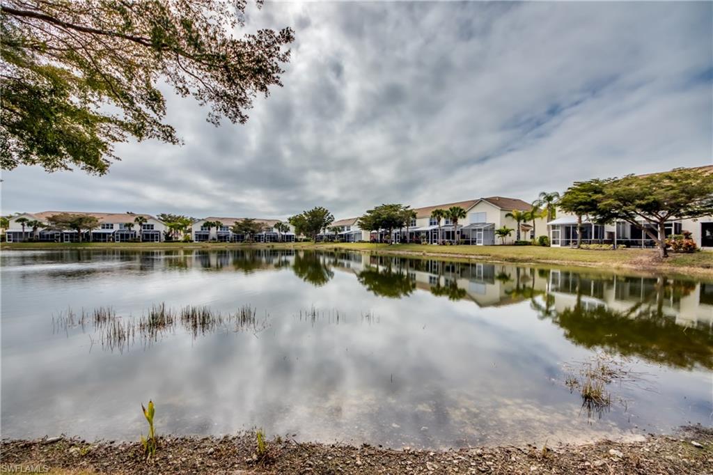 LAKEWOOD VILLAGE - Residential