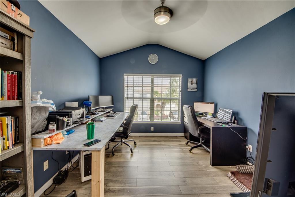 LAKEWOOD VILLAGE - Residential