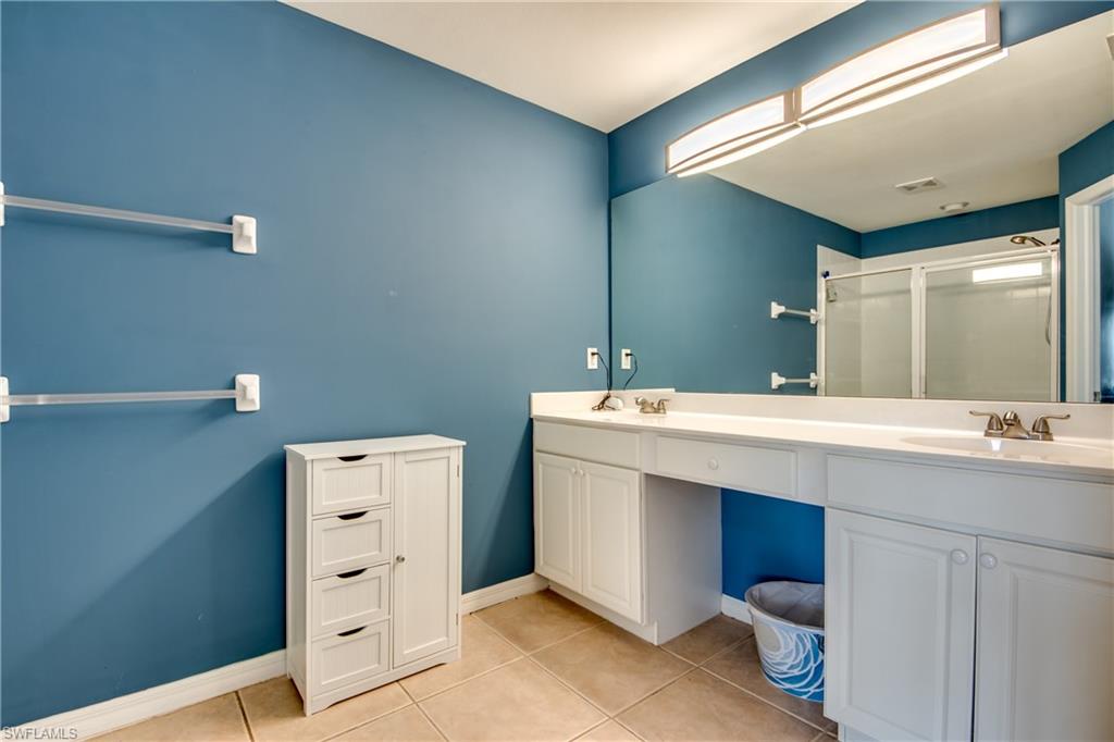 LAKEWOOD VILLAGE - Residential