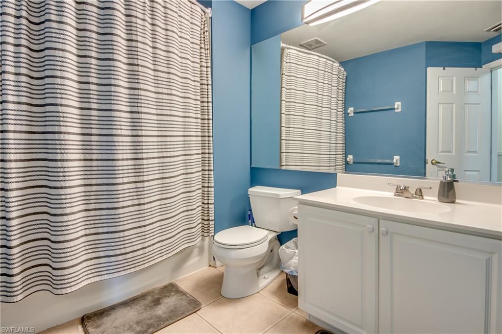 LAKEWOOD VILLAGE - Residential