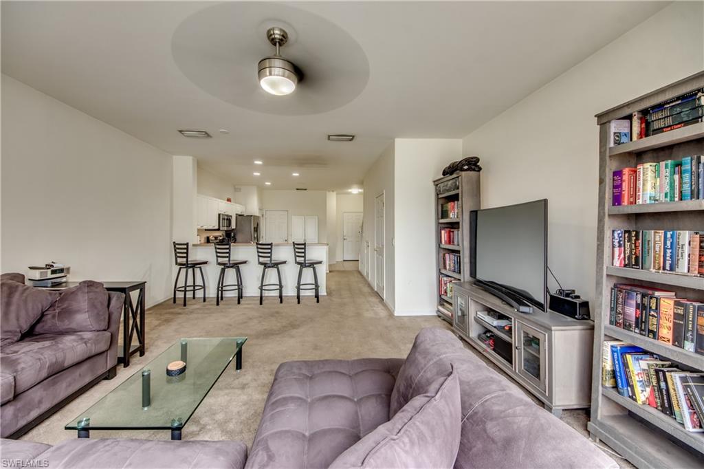 LAKEWOOD VILLAGE - Residential