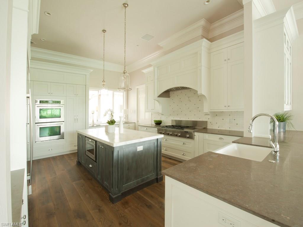 ESTATES AT GREY OAKS - Residential