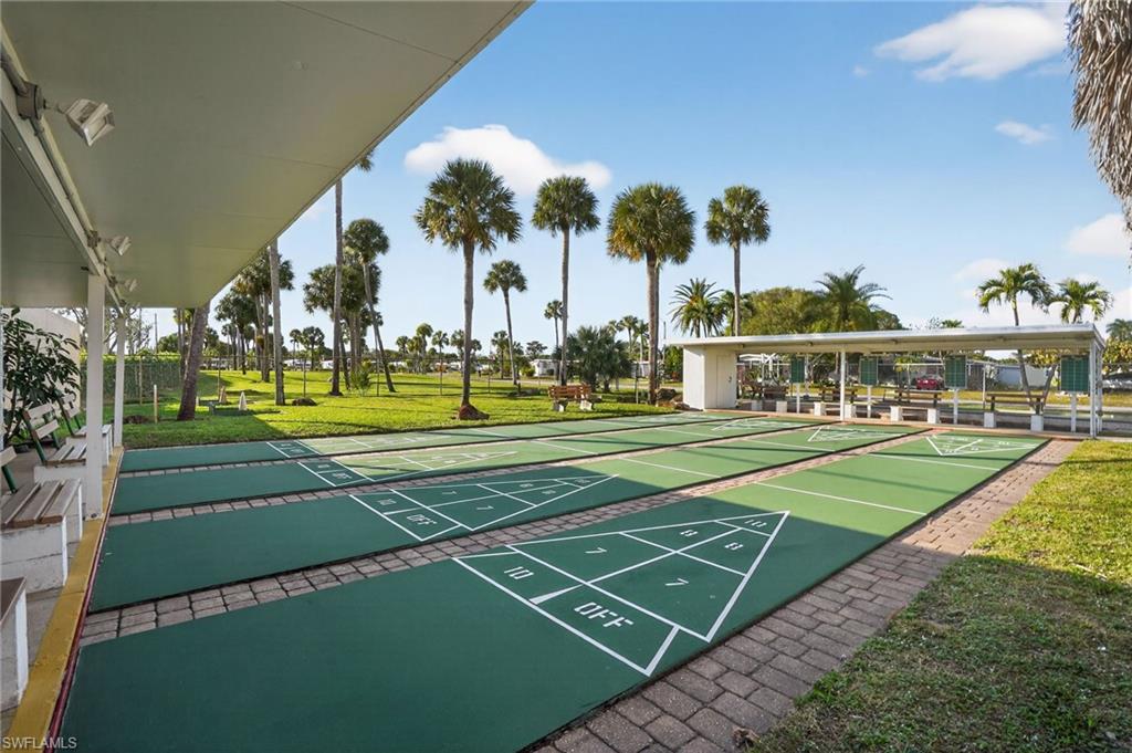 RIVIERA COLONY - Residential