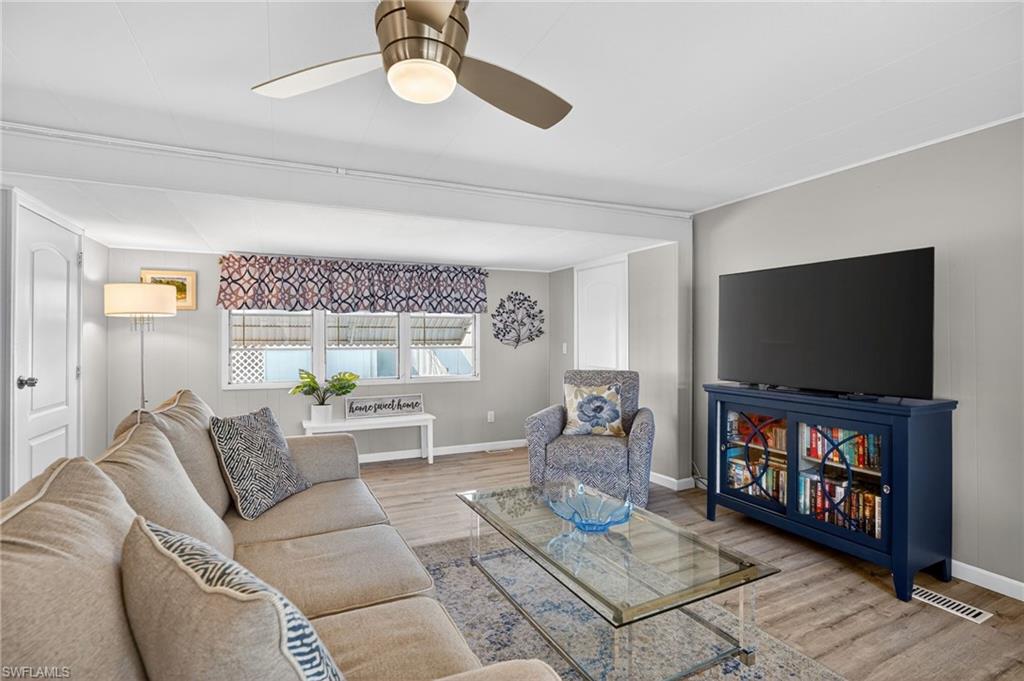 RIVIERA COLONY - Residential