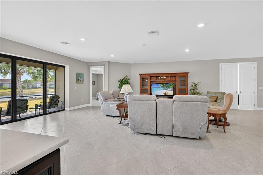 BRIDGETOWN - Residential