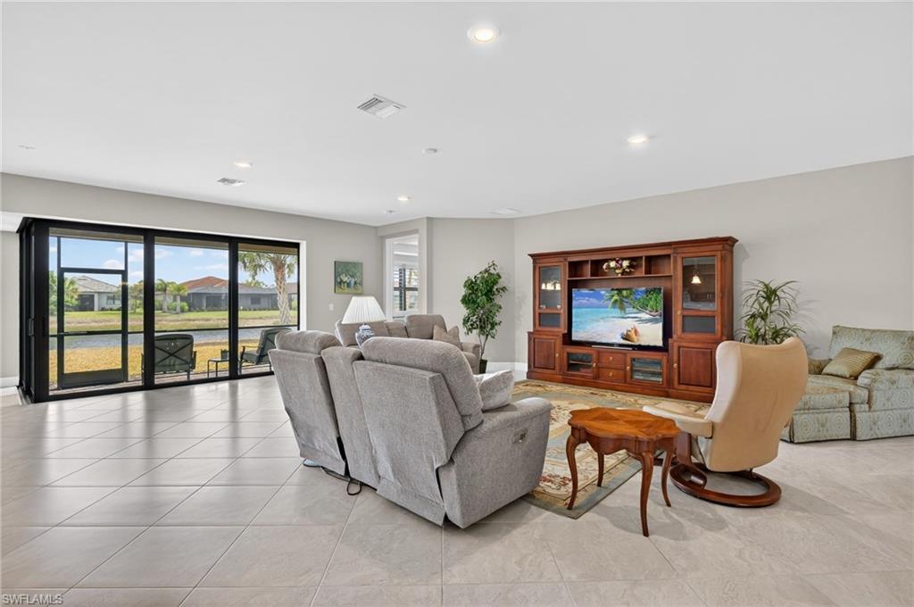 BRIDGETOWN - Residential