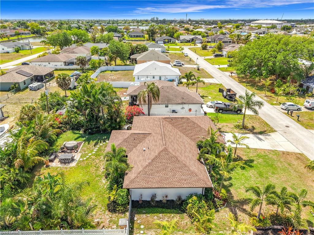 CAPE CORAL - Residential