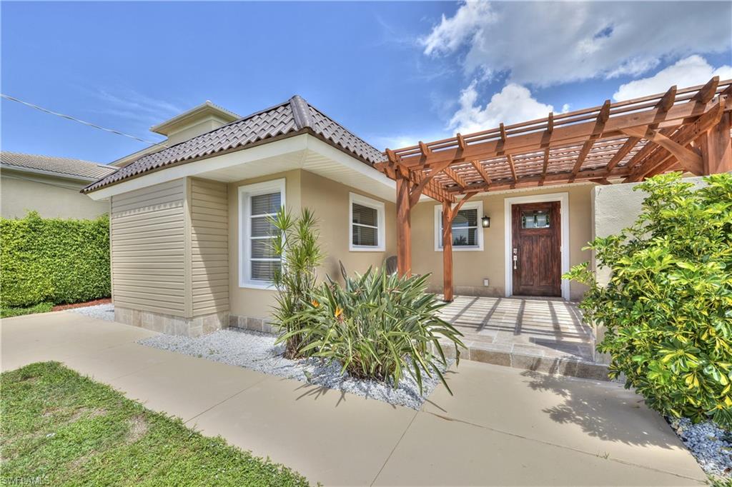 IMPERIAL SHORES - Residential