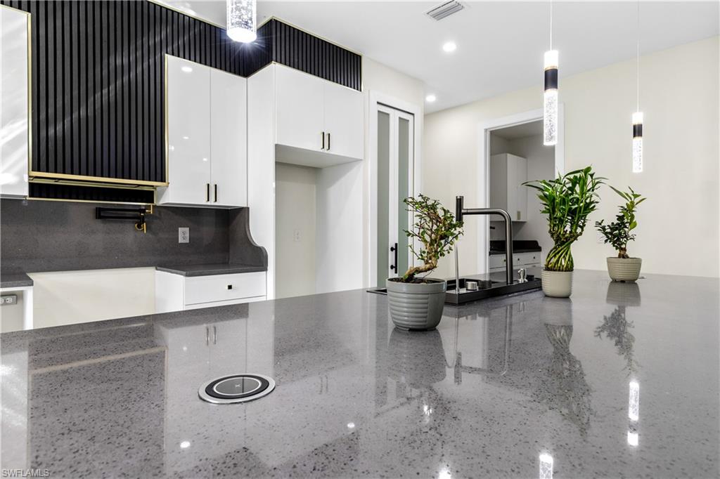 SOUTH PUNTA GORDA HEIGHTS - Residential