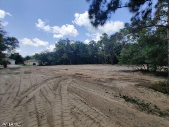 ACREAGE HEADER - Land