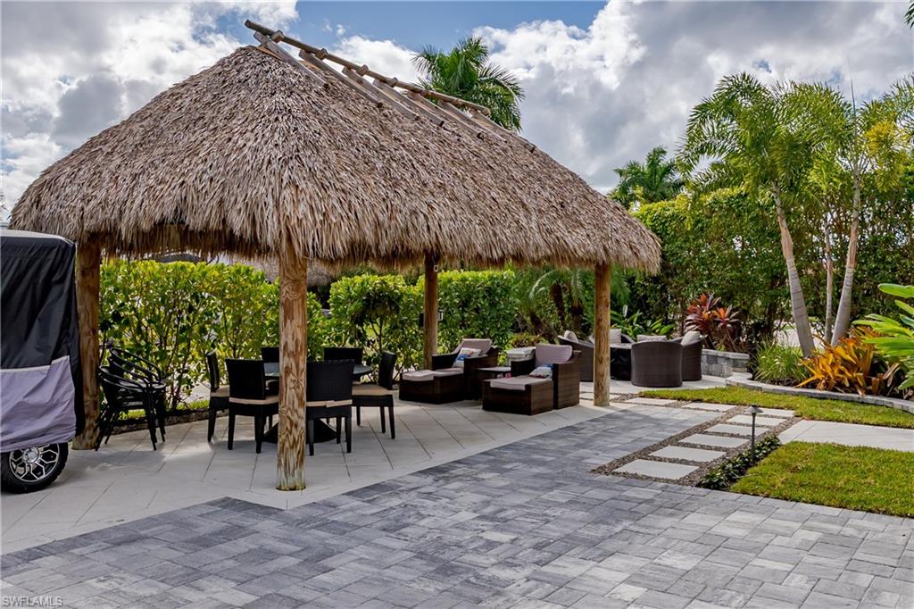 NAPLES MOTORCOACH RESORT - Land