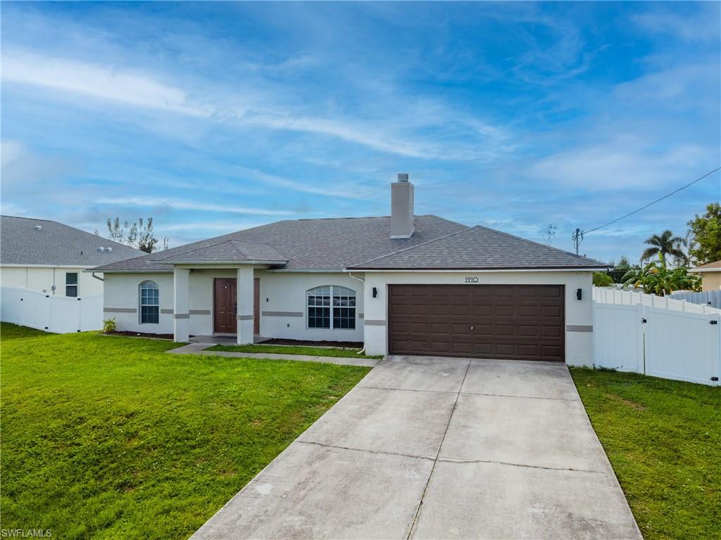 CAPE CORAL - Residential