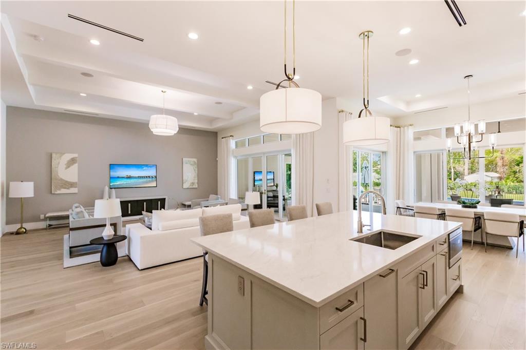 PINE RIDGE - Residential