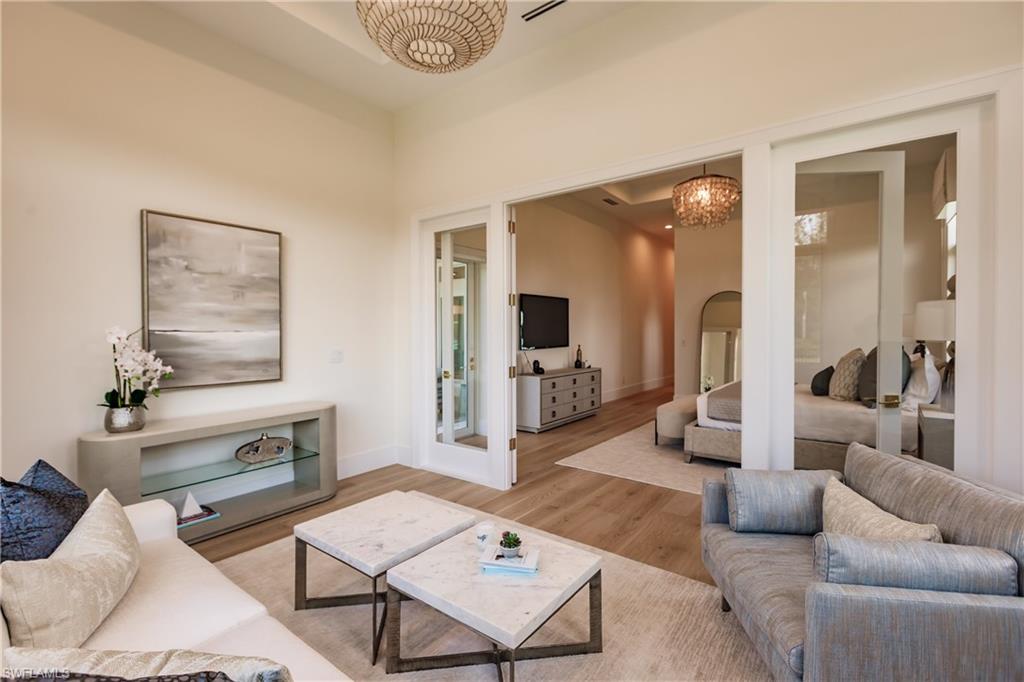 PINE RIDGE - Residential