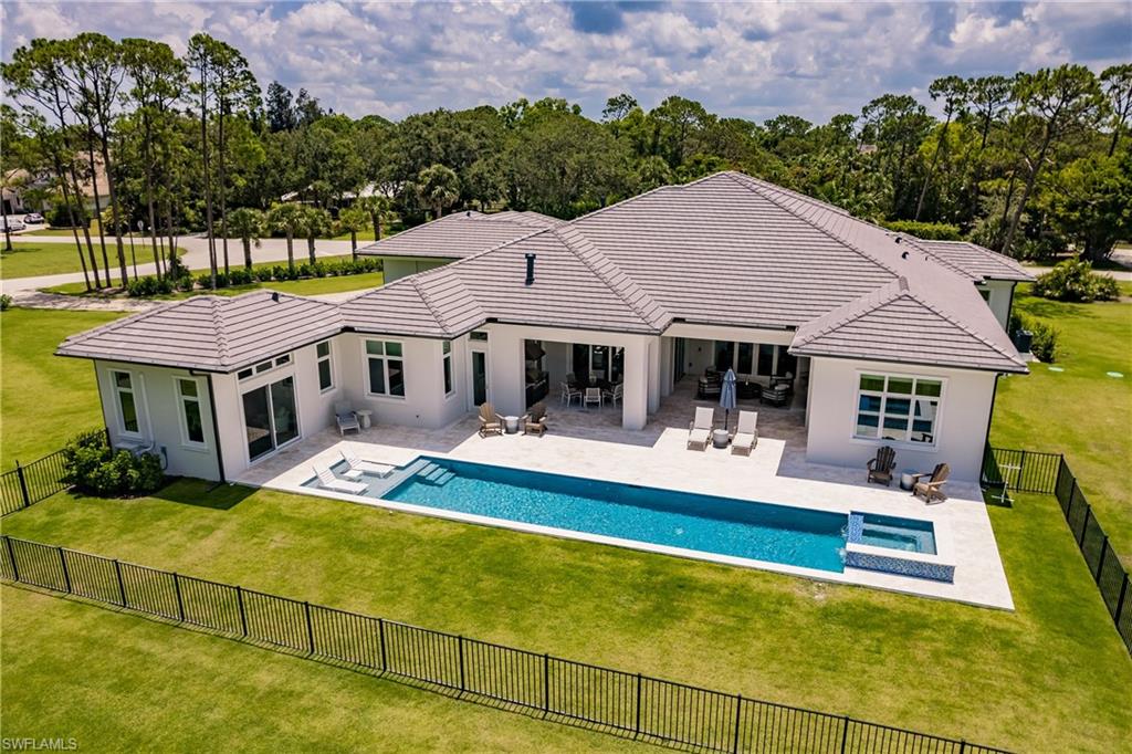 PINE RIDGE - Residential