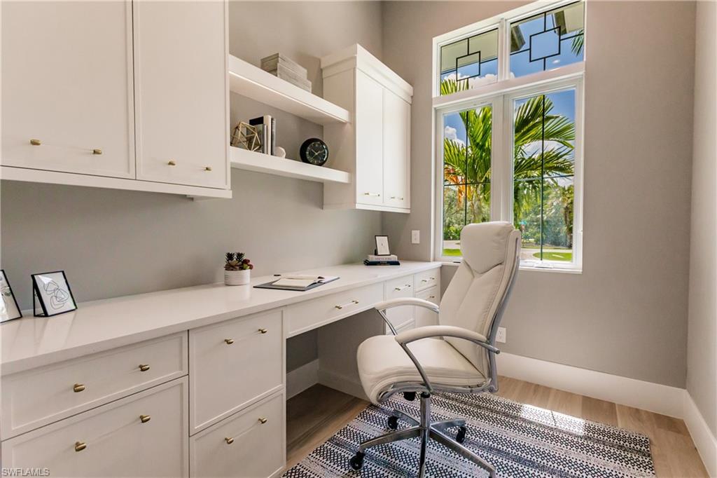 PINE RIDGE - Residential