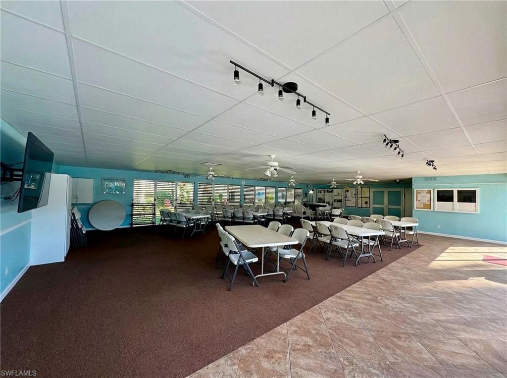 AQUARIUS APTS OF MARCO ISLAND - Residential