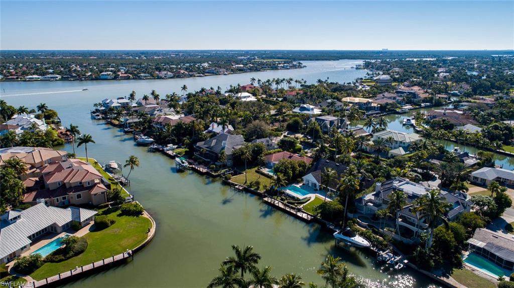 AQUALANE SHORES - Land