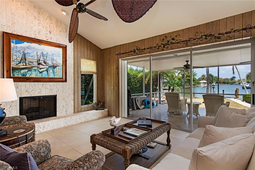 AQUALANE SHORES - Land