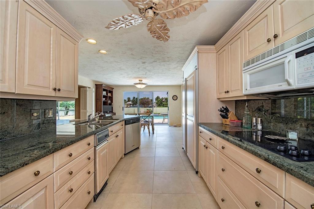 AQUALANE SHORES - Land