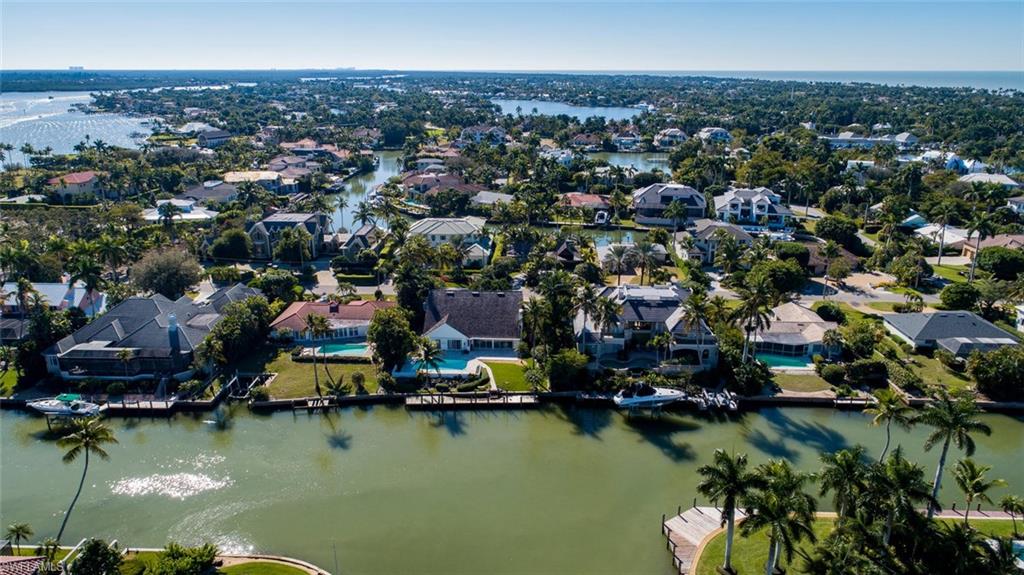 AQUALANE SHORES - Land