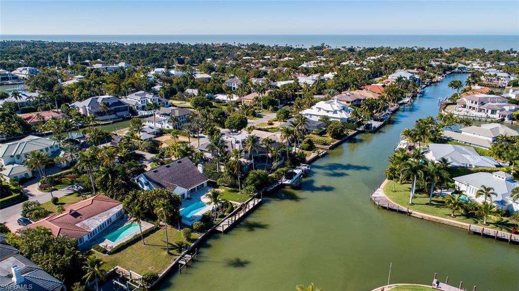 AQUALANE SHORES - Land