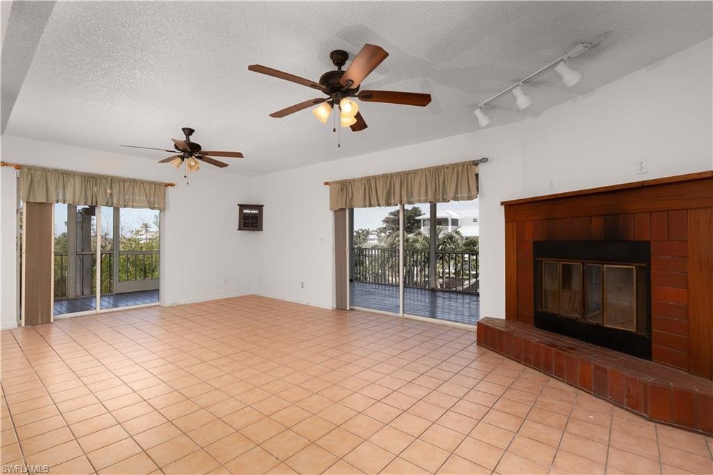 PINE ISLAND - Residential