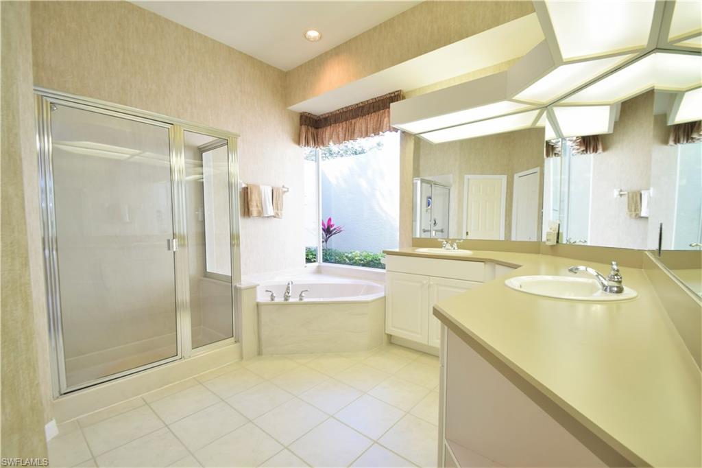 MAHOGANY ISLE - Residential