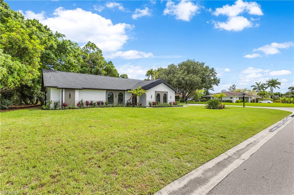 IMPERIAL GOLF ESTATES - Residential