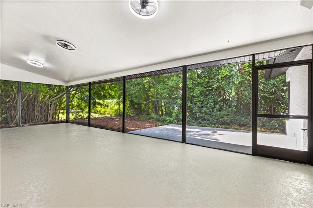 IMPERIAL GOLF ESTATES - Residential