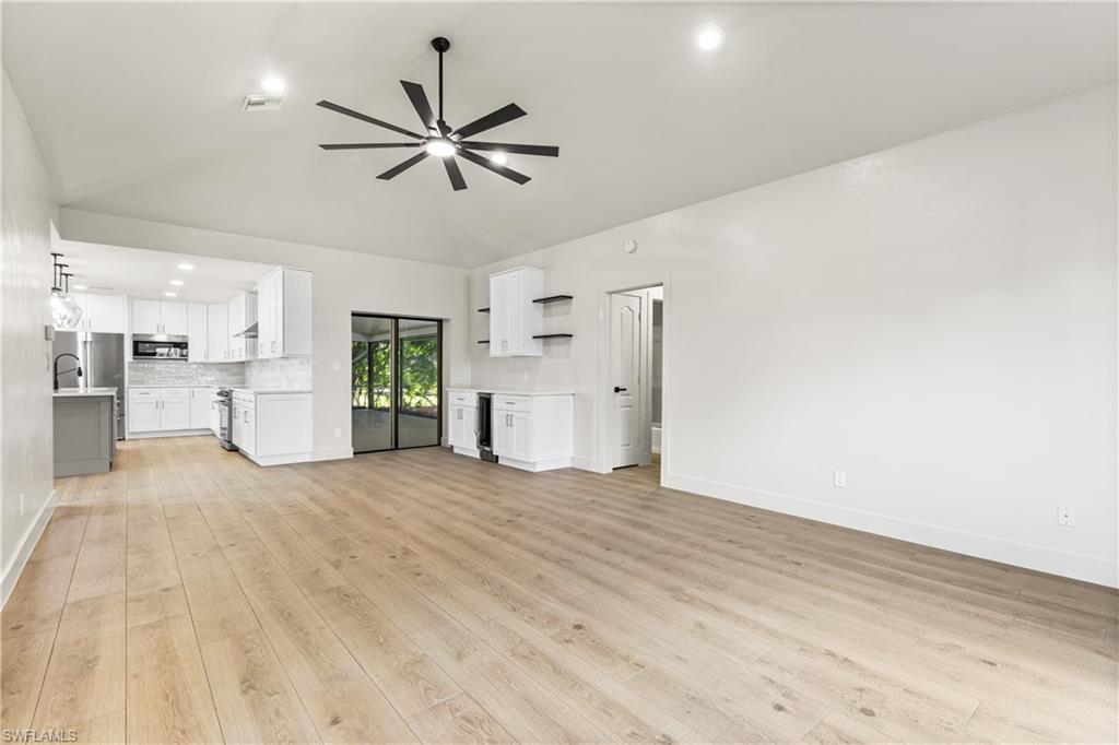 IMPERIAL GOLF ESTATES - Residential