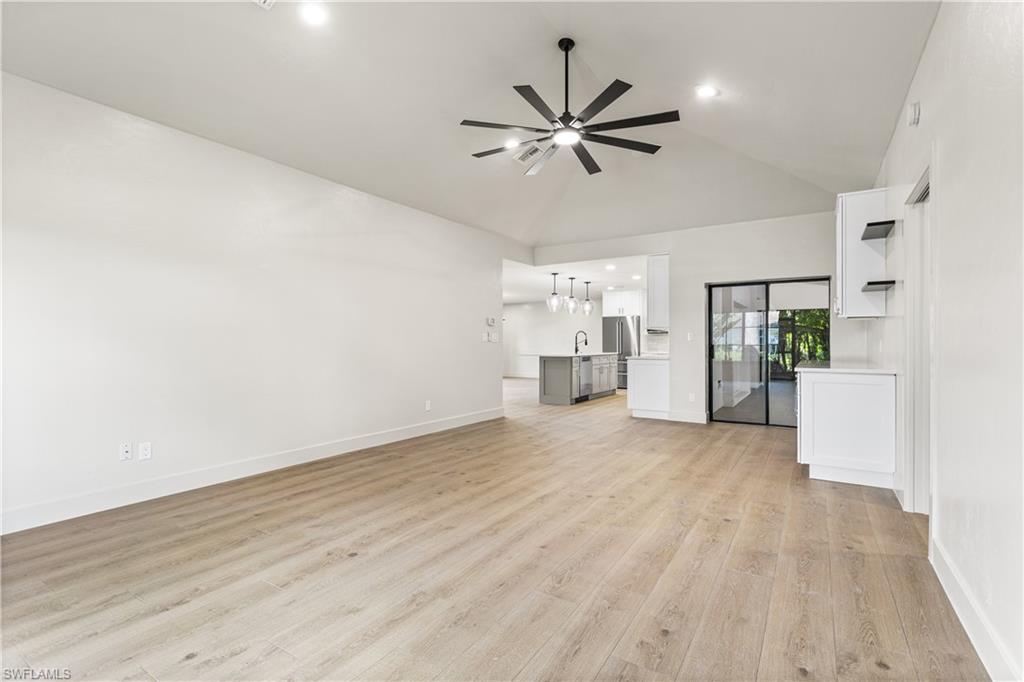 IMPERIAL GOLF ESTATES - Residential