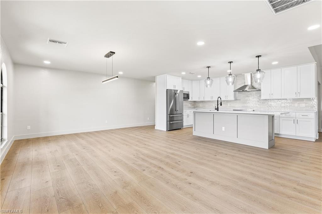 IMPERIAL GOLF ESTATES - Residential