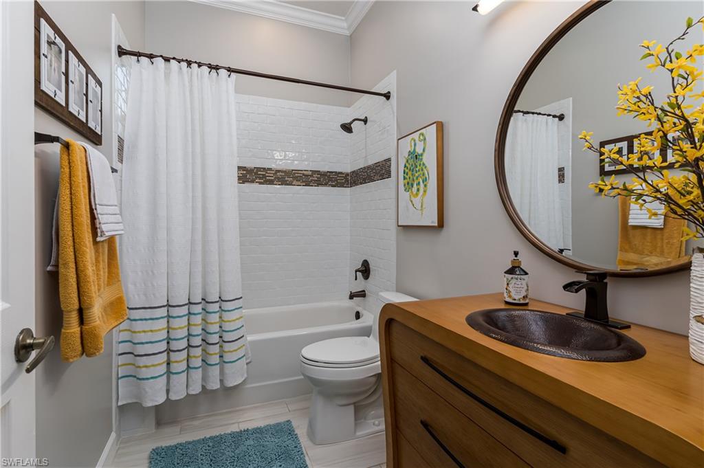 WATERWAYS OF NAPLES - Residential