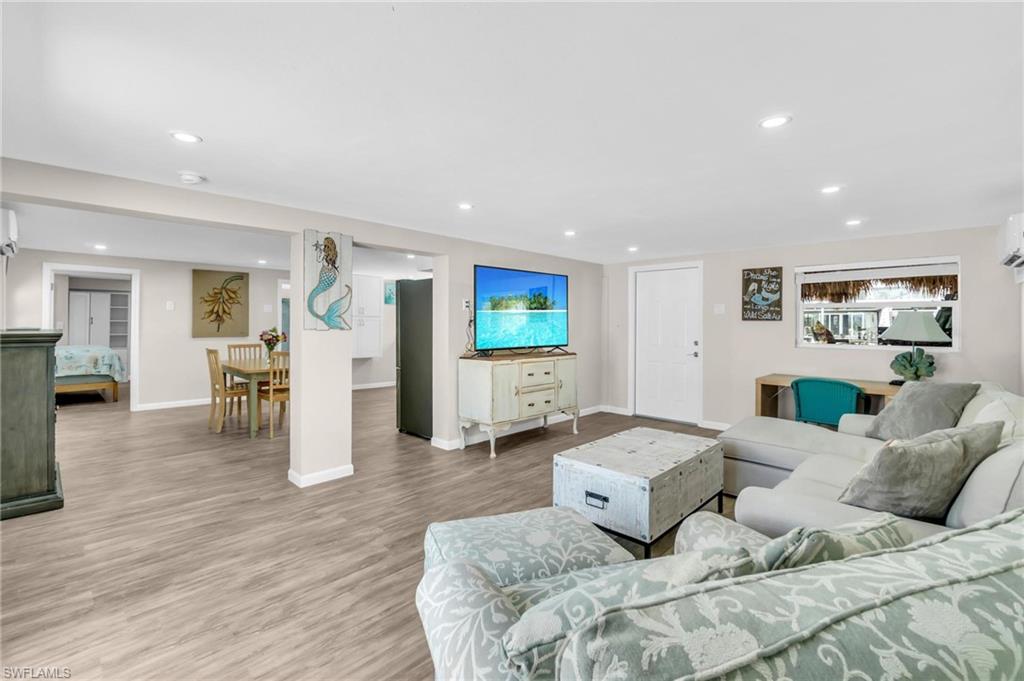 MCPHIE PARK - Residential