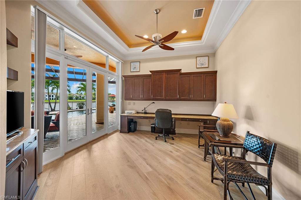 LELY RESORT - Residential