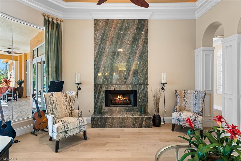 LELY RESORT - Residential