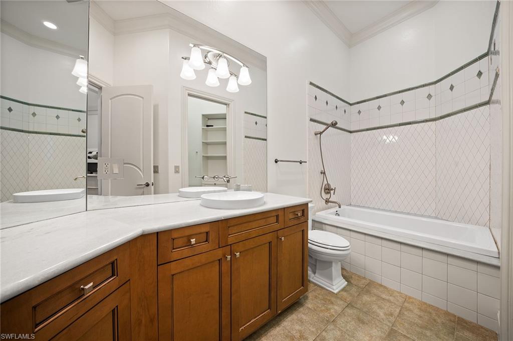 LELY RESORT - Residential