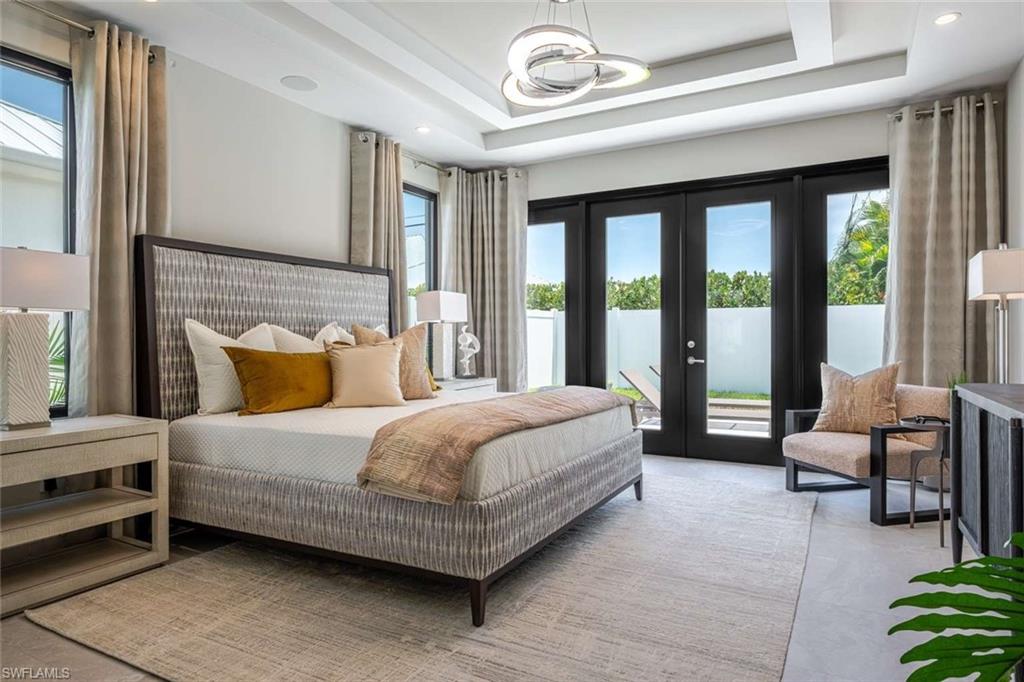 NAPLES PARK - Residential