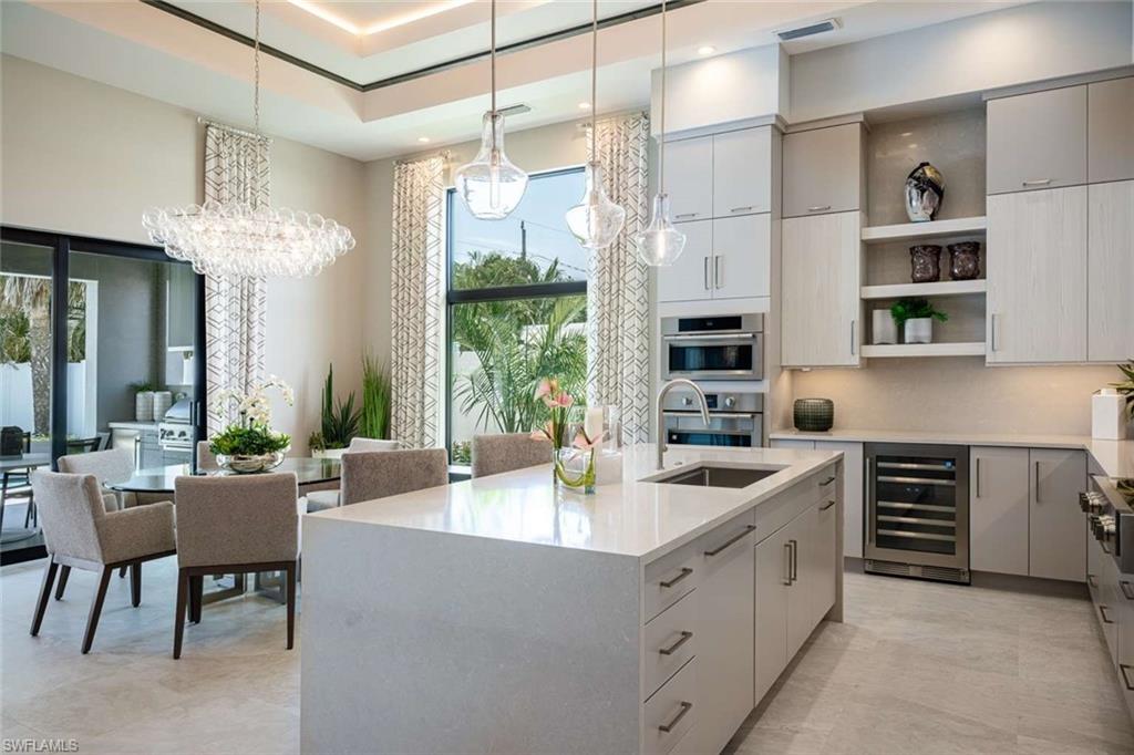 NAPLES PARK - Residential