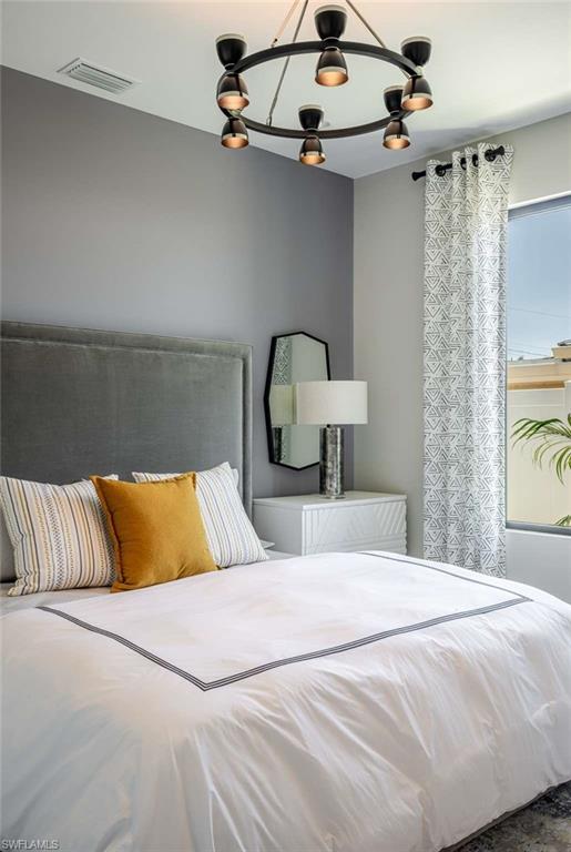 NAPLES PARK - Residential